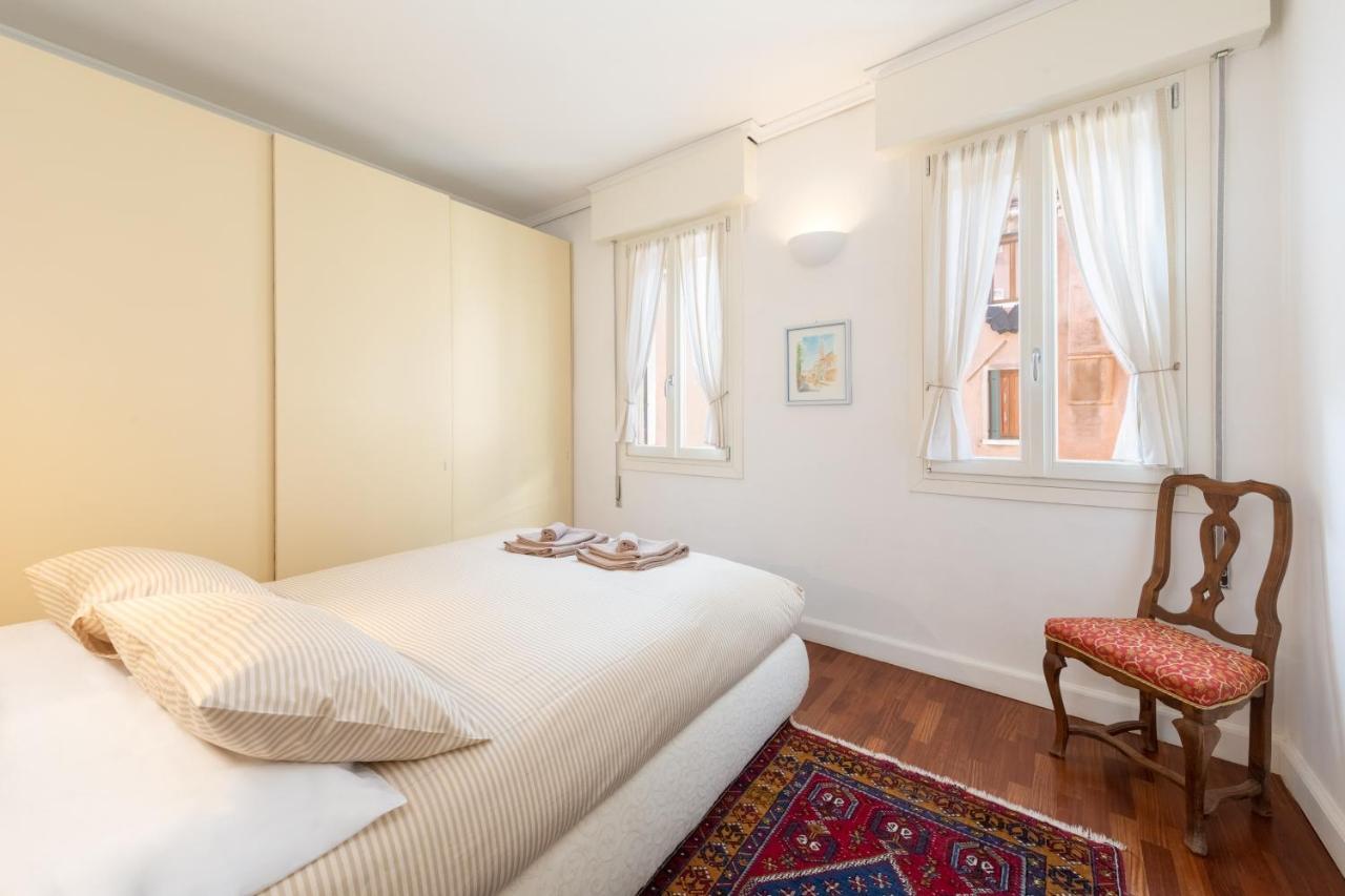Colombina With Canal View Apartamento